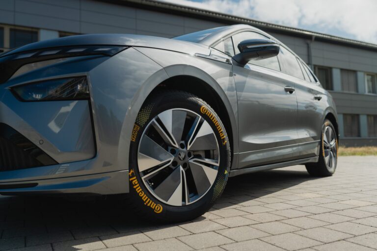 Continental ZEvRA-conceptband gebruikt 43% gerecyclede materialen en behaalt de hoogste EU-score voor rolweerstand